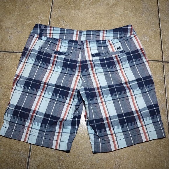 Aeropostale Plaid Bermuda Shorts Size 5/6 - Picture 2 of 9